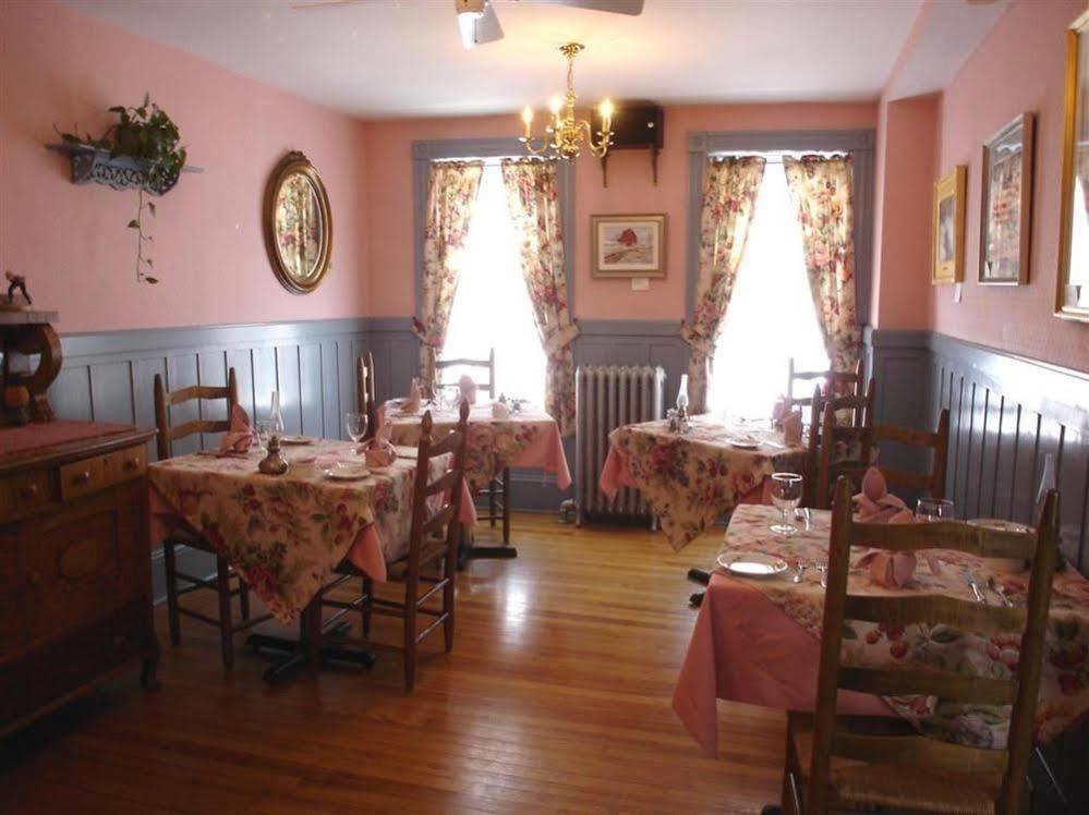The Pettigrew Inn Лъдлоу Екстериор снимка